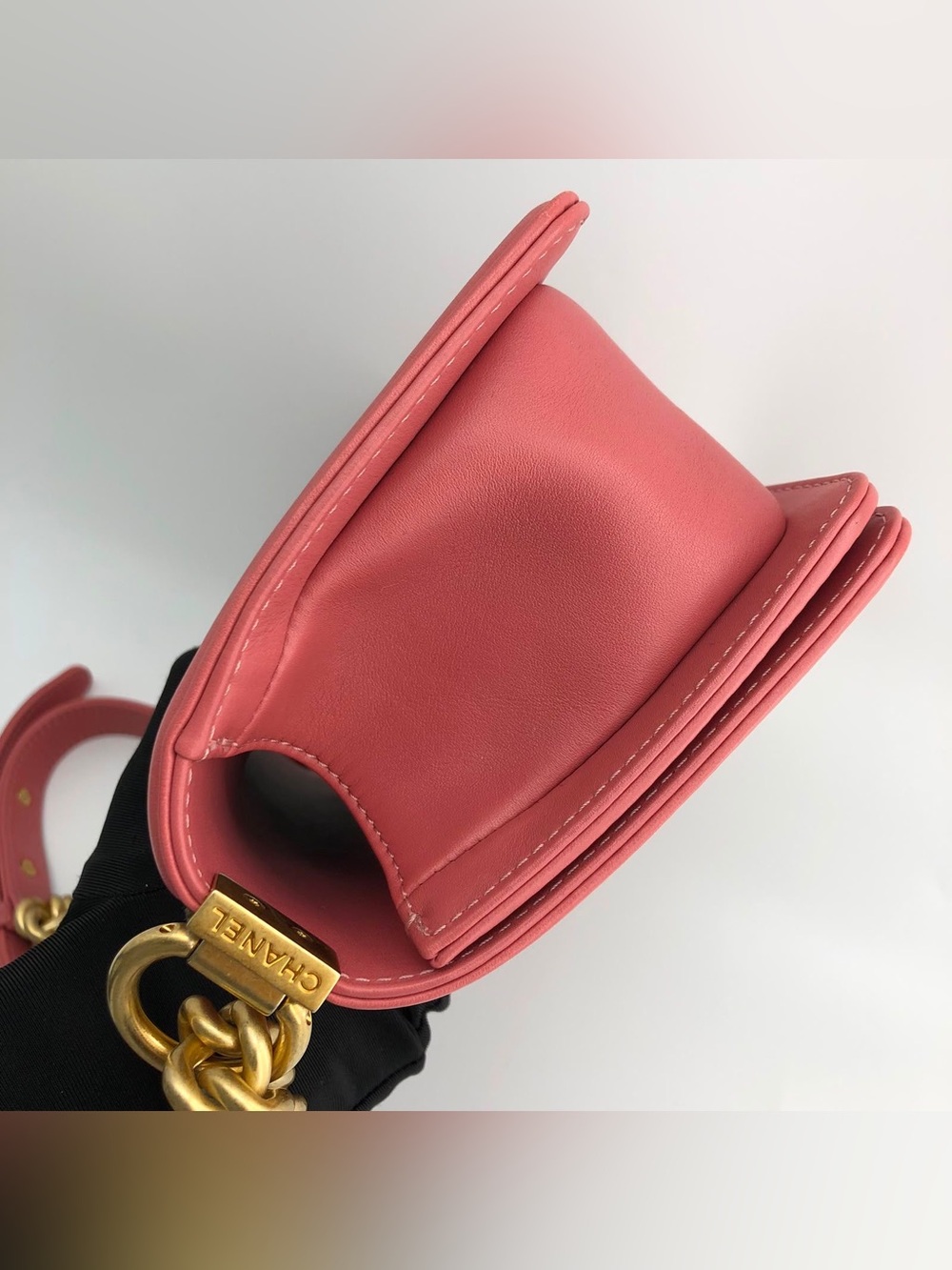 Chanel Leboy Small Lambskin Pink GHW - Picture 13 of 16